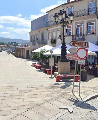 Casa Da Ponte Velha Otel *